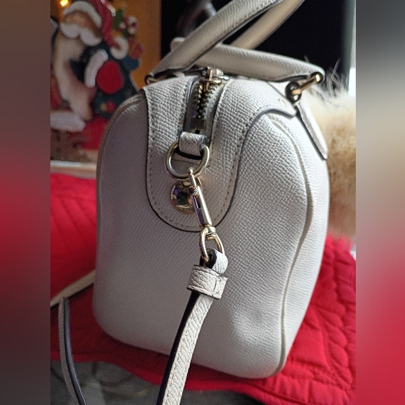 Coach Bag With Luxury Fox Charm - Picture 9 of 12